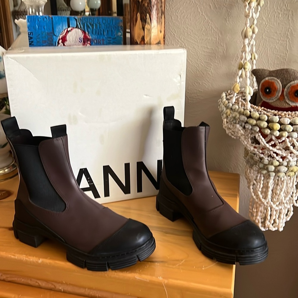 Ganni boots
